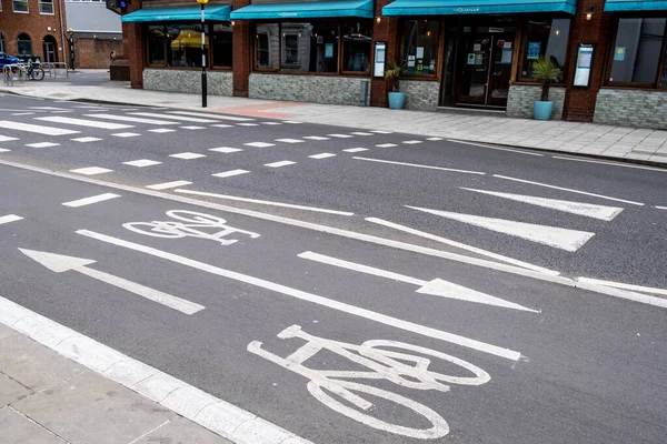 Kingston Thames London May 2021 White Painted Road Marketing People — стоковое фото