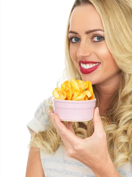 Young Woman Eating Potato Crisps — Stock Photo, Image