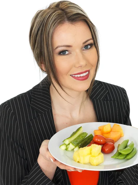 Jonge zakenvrouw met vijf een dag voedsel selectie — Stockfoto