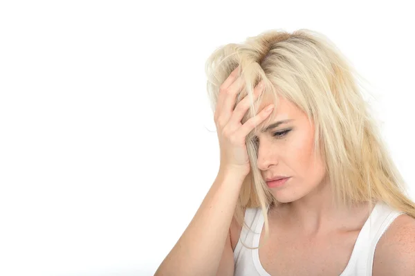 Triste infeliz jovem mulher olhando estressado e preocupado — Fotografia de Stock