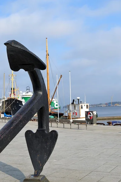 Fartyg ankra Strandkaien Waterfront Stavanger hamnen Norge — Stockfoto