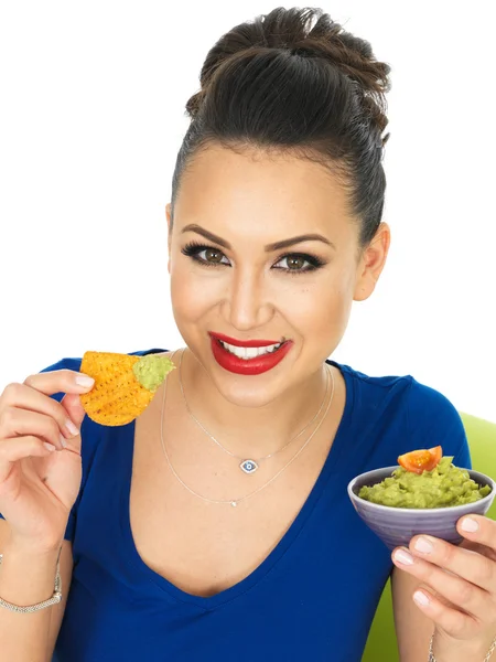 Beautiful Attractive Young Hispanic Woman Holding A Small Bowl  Of Homemade Guacamole — Stock Photo, Image