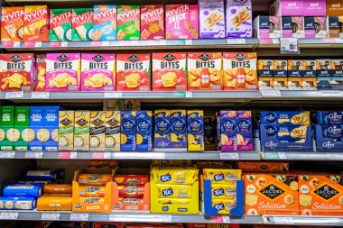 Londra İngiltere, 14 Ekim 2025, Savoury Bisküvileri ve Wafers Seçimi, Ryvita, Jacobs, Carrs ve Tuc