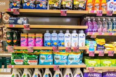 Londra İngiltere, 23 Ekim 2025, Çamaşır ya da Çamaşır Ürünleri Seçimi