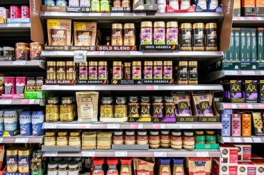 Londra İngiltere, Kasım 02 2025, Anında Kahve Seçimi Kurutulmuş Granüller İçecekleri