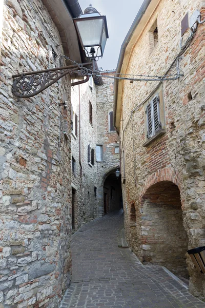 Callejón de la ciudad de Toscana — Foto de Stock