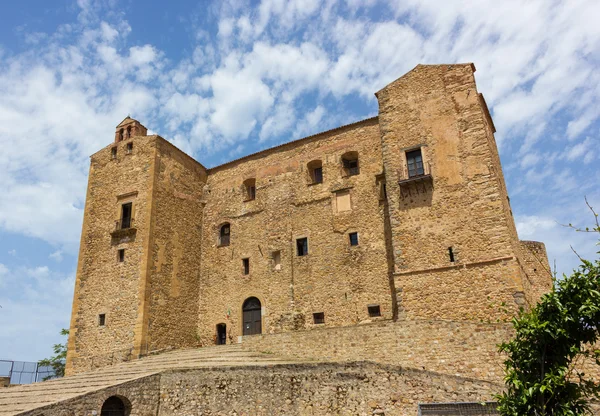 Castle of te Ventimiglia familie af Castelbuono på Sicilien - Stock-foto