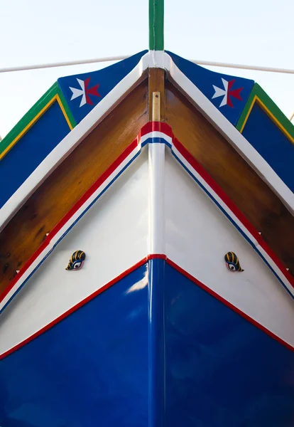 Рыбацкие лодки Мальтийского цвета — стоковое фото