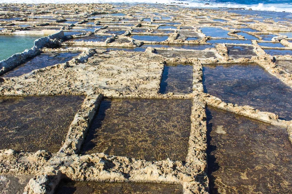 Isola di Gozo, paludi salate — Foto Stock