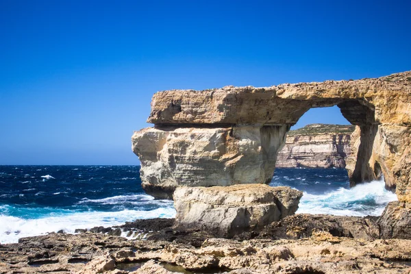 Blauwe zee van het eiland van Gozo in Malta Rechtenvrije Stockfoto's