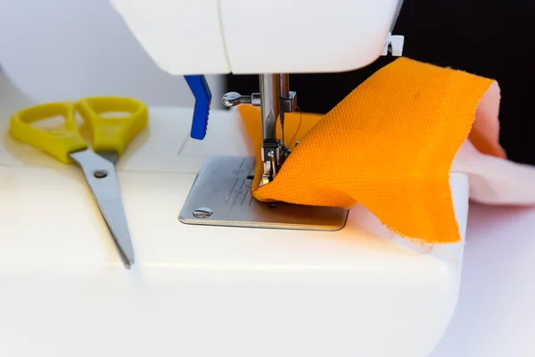 Швейная машина — стоковое фото