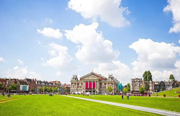 'Concertgebouw' Amsterda Museumplein adlı Bina Ortaçağ — Stok fotoğraf