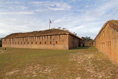 Eski Fort Barrancas