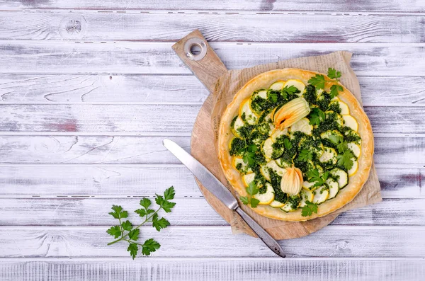 Vegetable Pie Green Sauce Wooden Background Top View Selective Focus — Stock Photo, Image