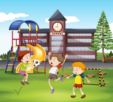 Üç erkek futbol alanında oynamak