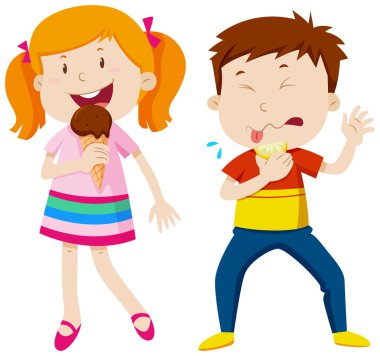 Dondurma ve çocuk limon yemek yiyen kız