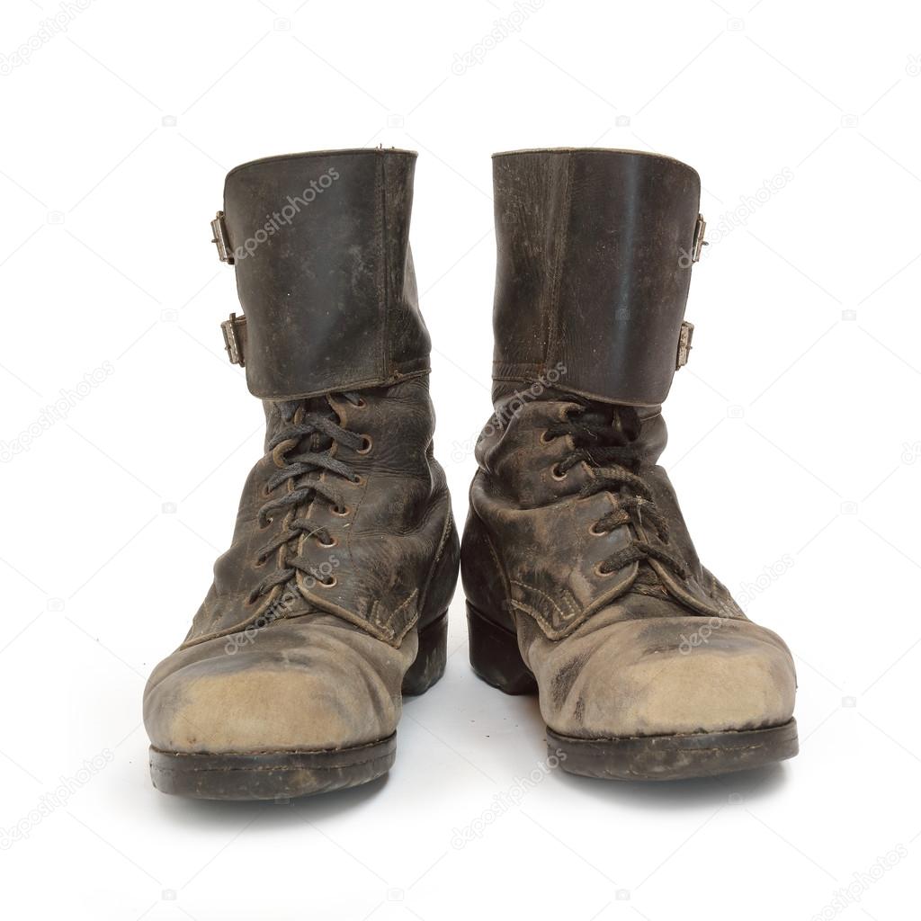 오래 된 육군 전투 부츠 — 스톡 사진 © vladvitek 65967149