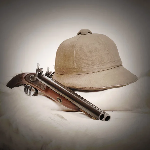 Vintage picture of accessories for safari hunters — Stock Photo, Image
