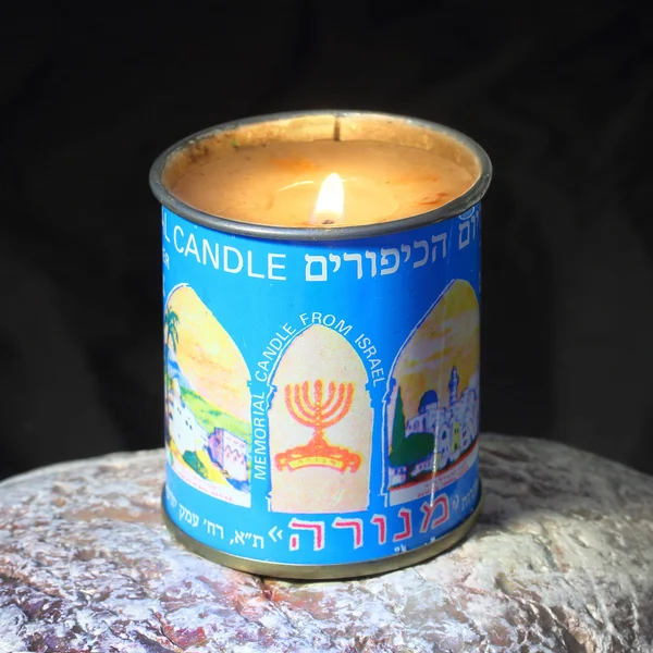 Burning kosher candle — Stock Photo, Image