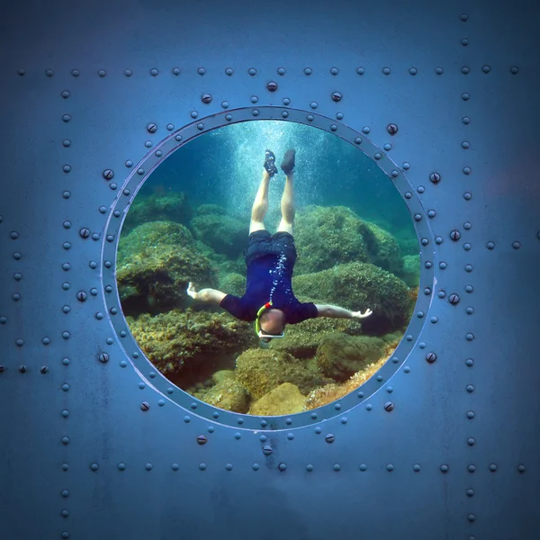 Free diver on the bottom. — Stock Photo, Image