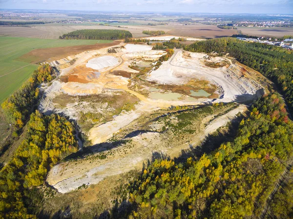 Luchtfoto van verlaten mijnen — Stockfoto