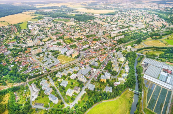 Пташиного польоту в місто Prestice — стокове фото