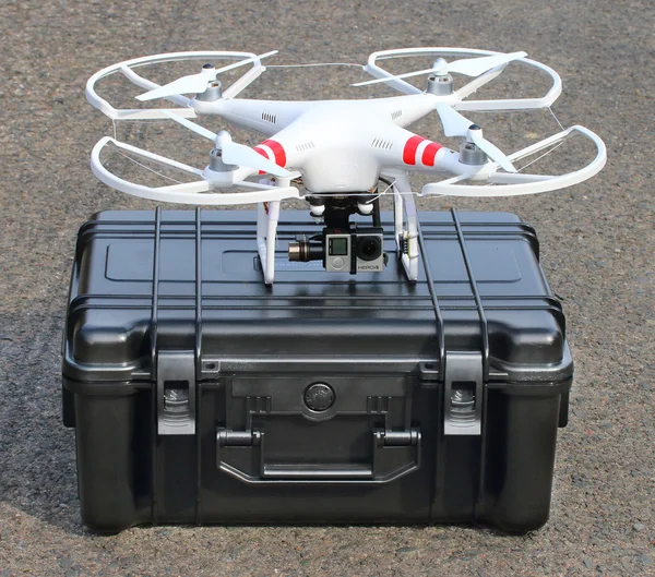 Dji Phantom 2 con cámara GoPro HERO4 Black edition . —  Fotos de Stock