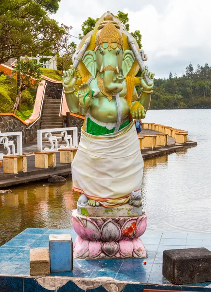 Lord Ganesh standbeeld — Stockfoto