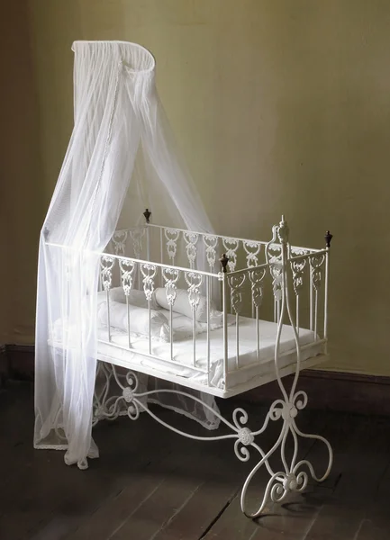 Antique Children Bed. — Stock Photo, Image