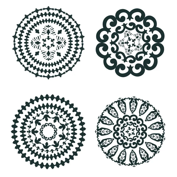 Elegant set of round ornaments — Stock Vector