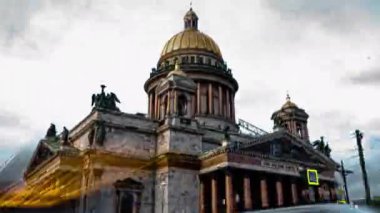 Issakievsky Sabor, Cumhurbaşkanlığı Kütüphanesi ve Copper Skadnik çevresindeki St. Petersburg 'da aşırı hız kaybı.