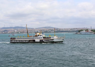 Eminönü için başlık feribot