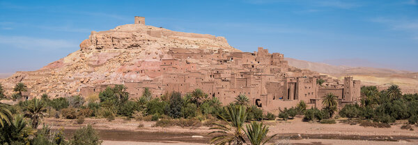 Ксар из Айт-Бен-Хадду (Марокко)
)