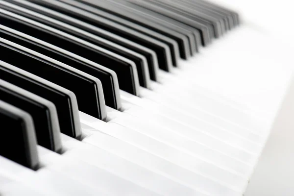Teclas de piano preto e branco — Fotografia de Stock