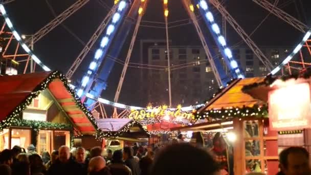 Vánoční veletrh na Berlín alexanderplatz — Stock video