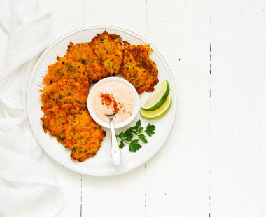 Lezzetli balkabağı krepleri. Seçici odak.