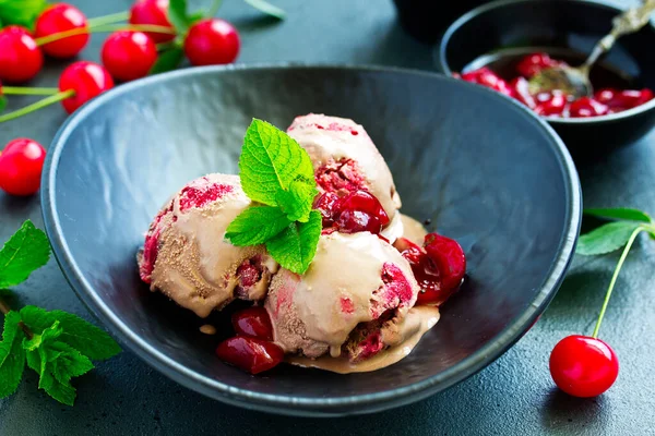 Chocolate Ice Cream Cherry Selective Focus — Stock Photo, Image