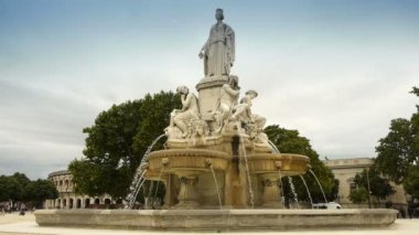 Çeşme Pradier ve Amfitiyatro