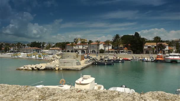 Little harbour at Cote D'Azur, France — Stock Video