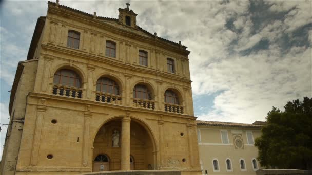 Eglise Notre Dame de Grace em Gignac — Vídeo de Stock