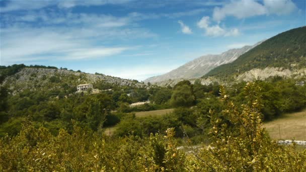 Col de Vence w mieście pre Alpes w południowej Francji — Wideo stockowe