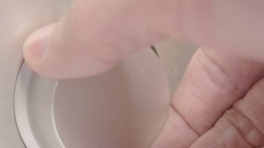 Ses ayarı yukarı ve aşağı dönüm