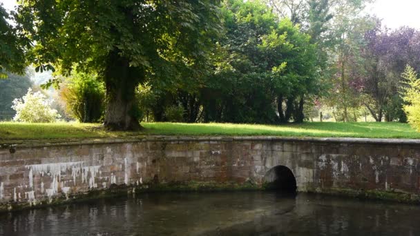 Ancient watering place at le Bec Hellouin — Stock Video