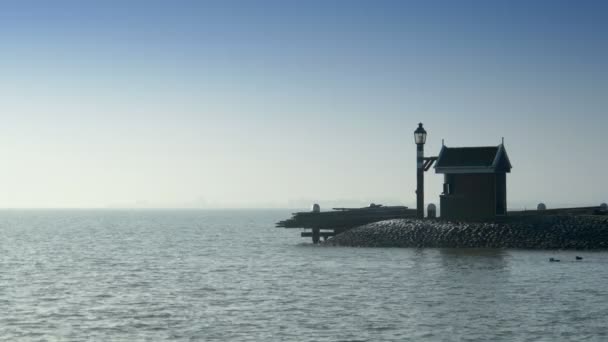 Pier op het Ijsselmeer Volendam — Stockvideo