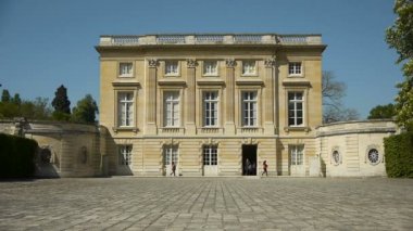 Marie-Antoinette, Petit Trianon