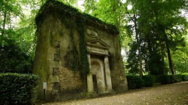 Küçük romantik dovecote