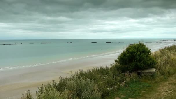 D Playa del día en Arromanches — Vídeo de stock