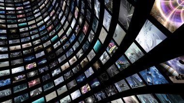 Birçok küçük monitör ile video duvar