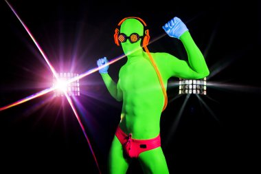 seksi neon glow suit adam