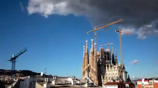 Timelapse rápido de la Sagrada Familia, Barcelona, España — Vídeos de Stock